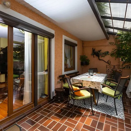 Casa Bella Nyaraló